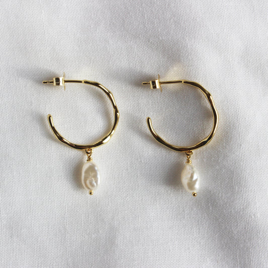 Gold Freshwater Pearl Hoop Earrings