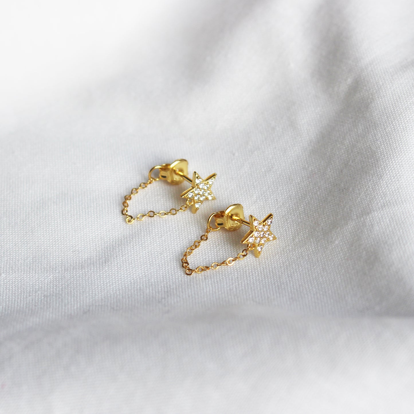 Gold Chain Heroine Star Earrings